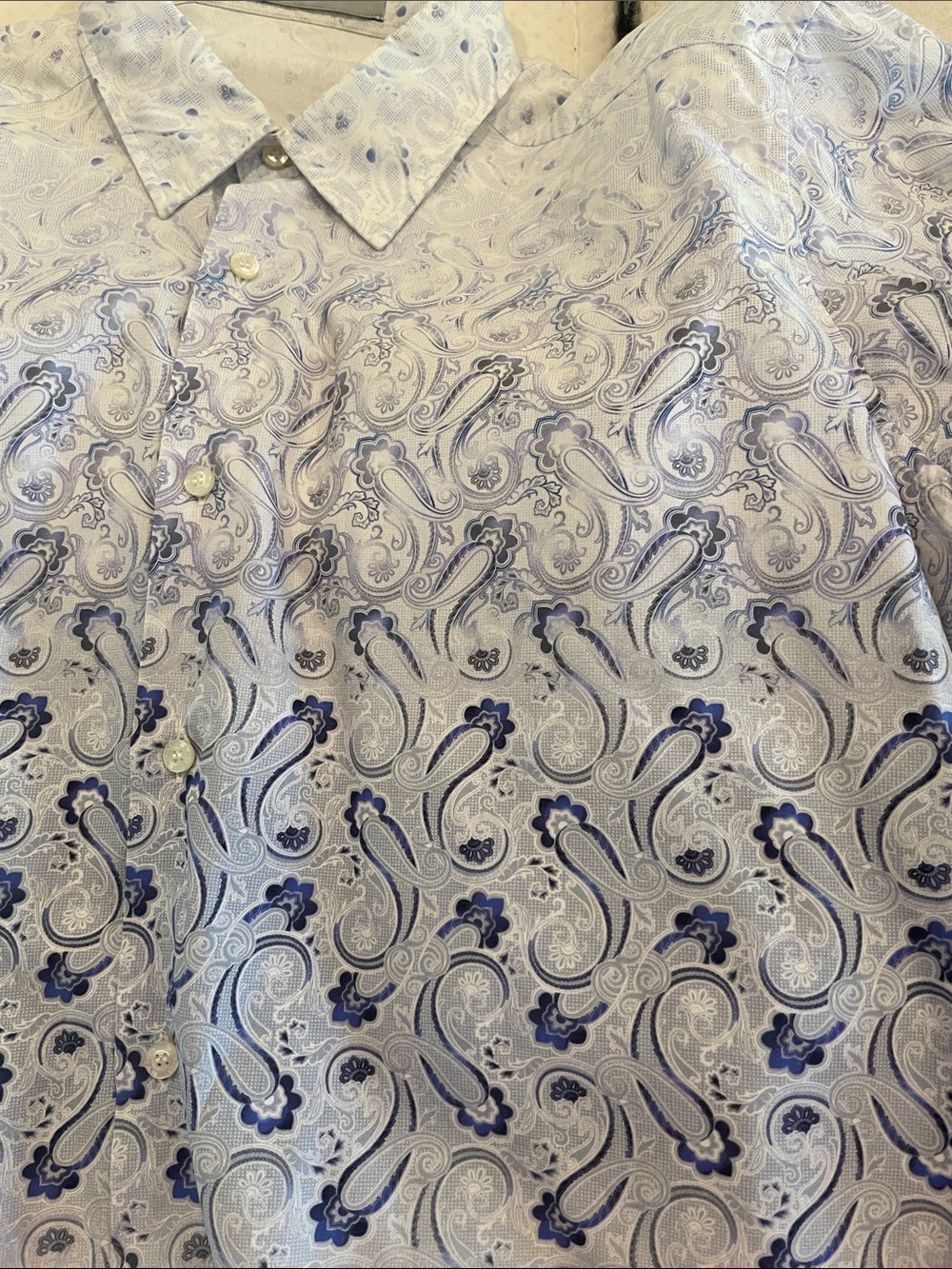 Etro Men's Light Blue Paisley Dress Shirt with Navy Accents - Picture 7 of 7